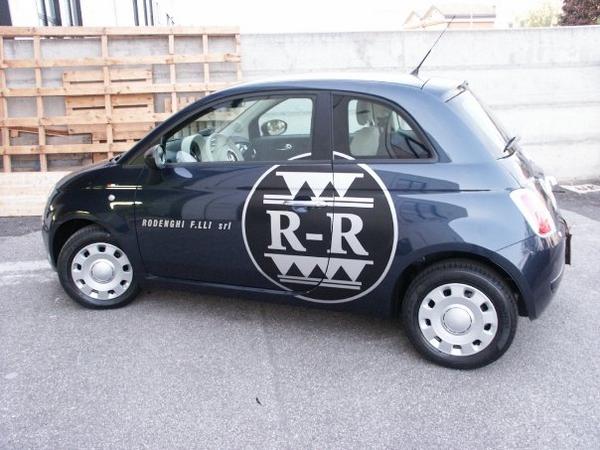 Decorazione di auto aziendali e private